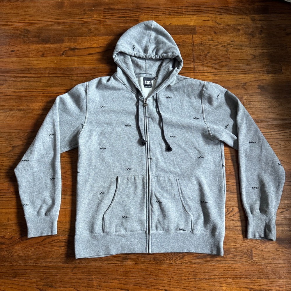 DC Shoes Vintage Zip Up - Size XL (Shoe Pattern)